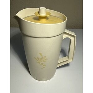 Vintage Tupperware Plastic Pitcher Cream Gold Push Button Lid 874-14 Retro Farm